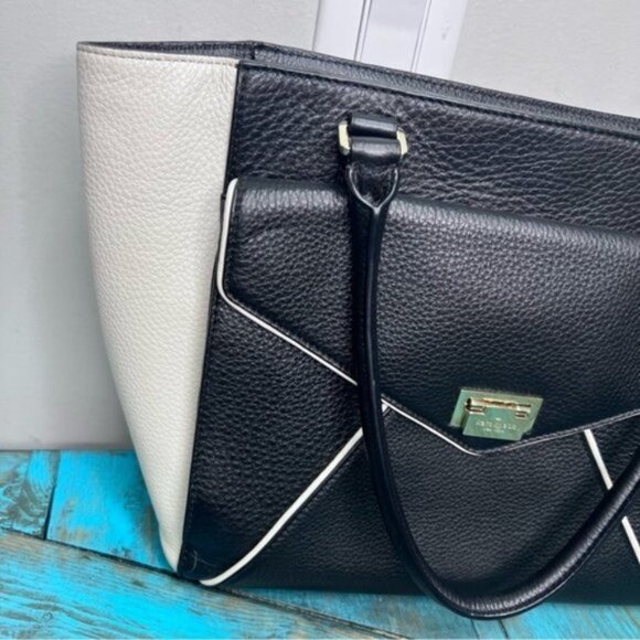 KATE Spade Leather Black & White Handbag - Picture 3 of 16